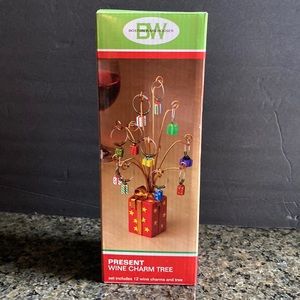 Wine Charm tree (present wine charms) 12 charms and one tree
